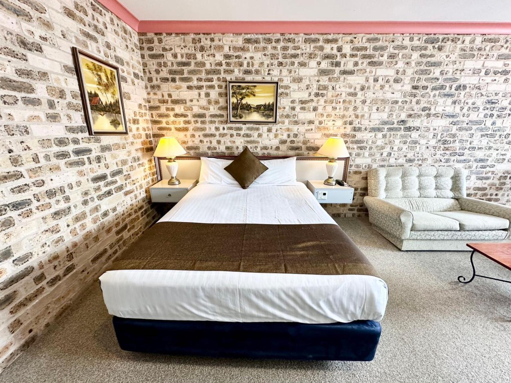 Motel Sir Francis Drake Heatherbrae Zewnętrze zdjęcie