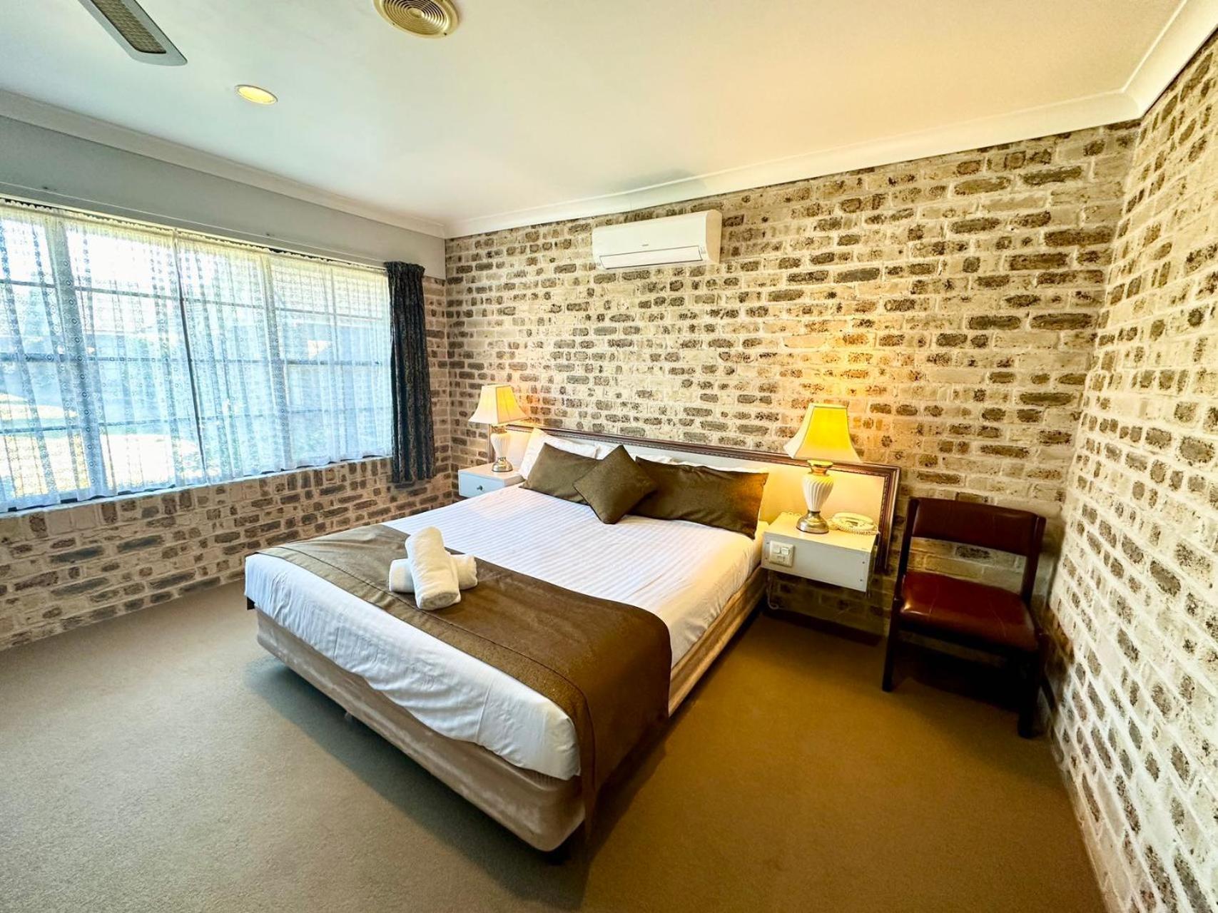 Motel Sir Francis Drake Heatherbrae Zewnętrze zdjęcie
