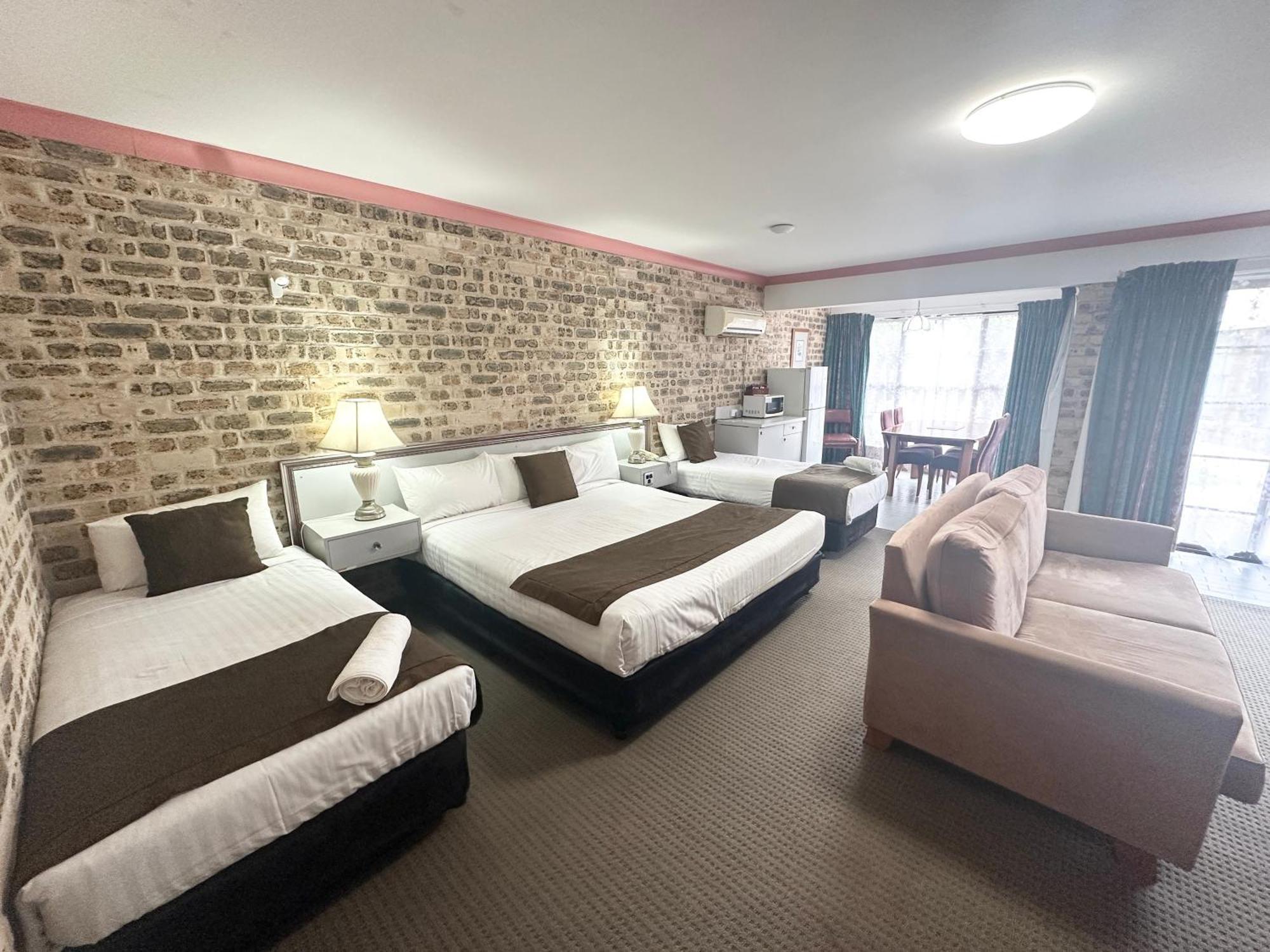 Motel Sir Francis Drake Heatherbrae Zewnętrze zdjęcie